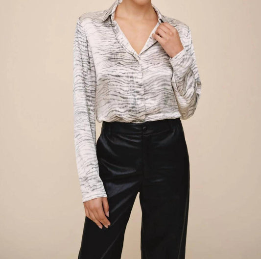 Bella Dahl - Clean Hidden Placket Shirt