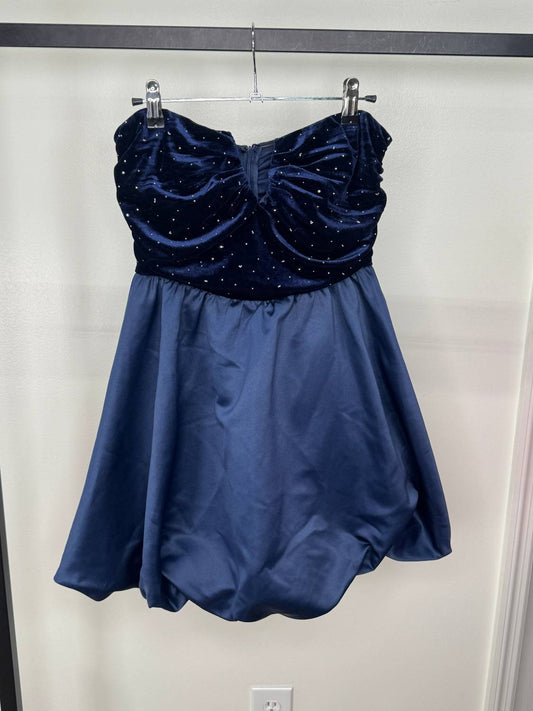 Day + Moon - Women's Strapless Velvet Bubble Hem Dress