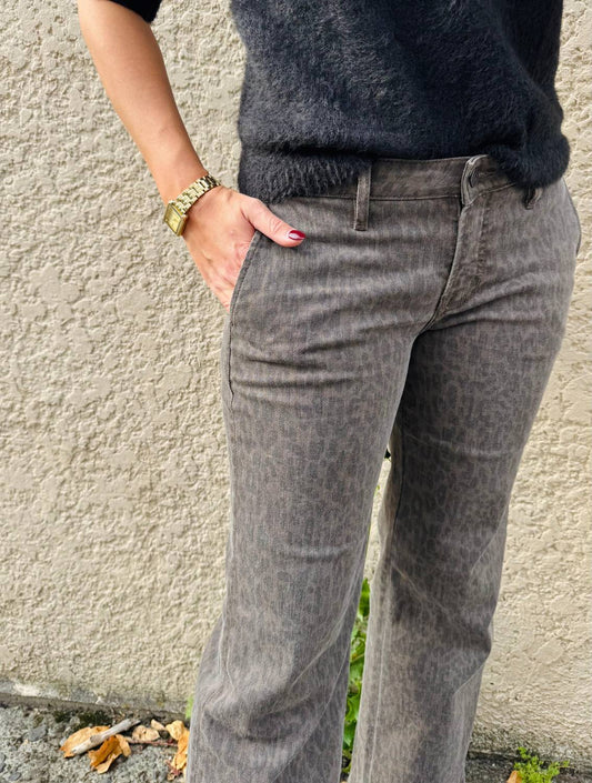 Hidden - Low-rise Flared Leg Trousers