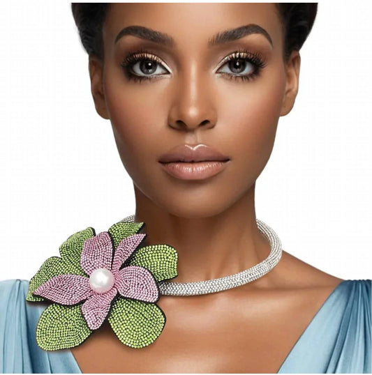 Natasha Accessories - Women's Flower Necklace