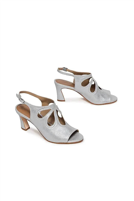 Bernardo - Women's Nili Heels - Medium