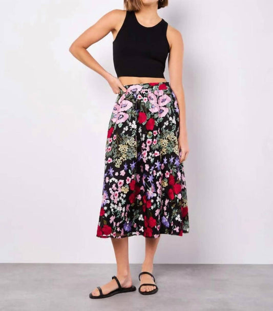 Apricot - floral embroidered skirt