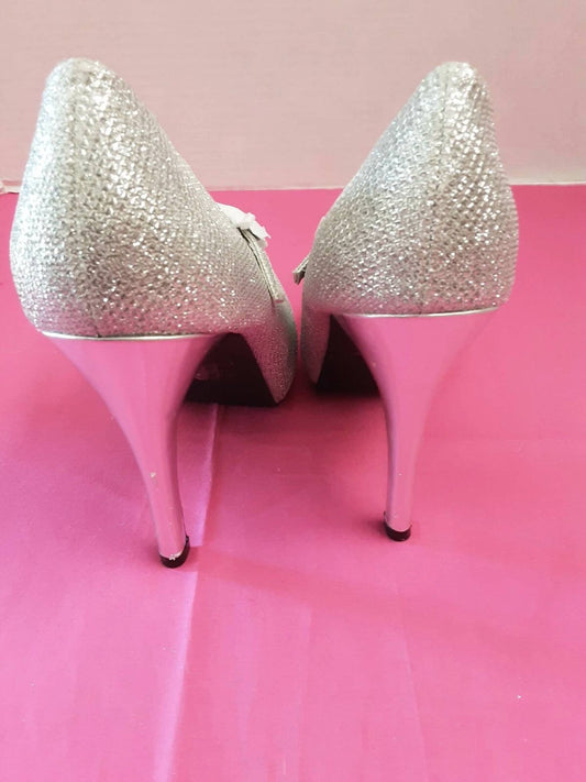 Qupid - Women's Glittery Platform Shoes With Buckle Strap