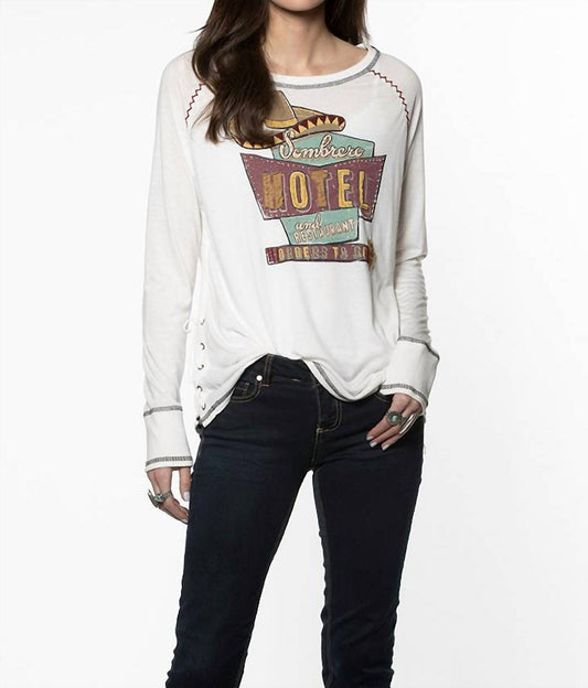 Double D Ranch - Sombrero Hotel Tee Top