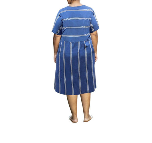 On The Plus Side - Printed Short Sleeve Double Pocket Jaclyn Dress - Plus Size