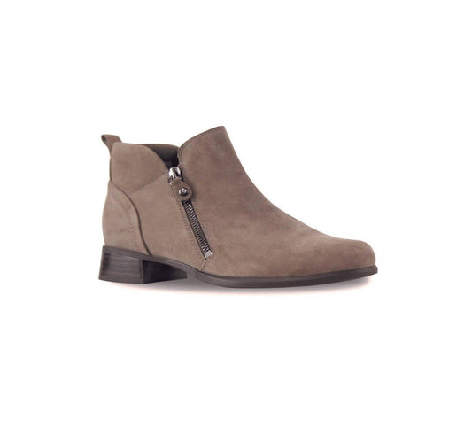 Munro - Women's Neko Suede