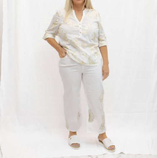 Charlie B - Women's Embroidered Flower Crop Pant