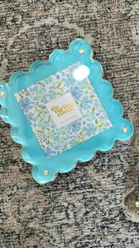 The Darling Effect - Scallop Magnetic Frame