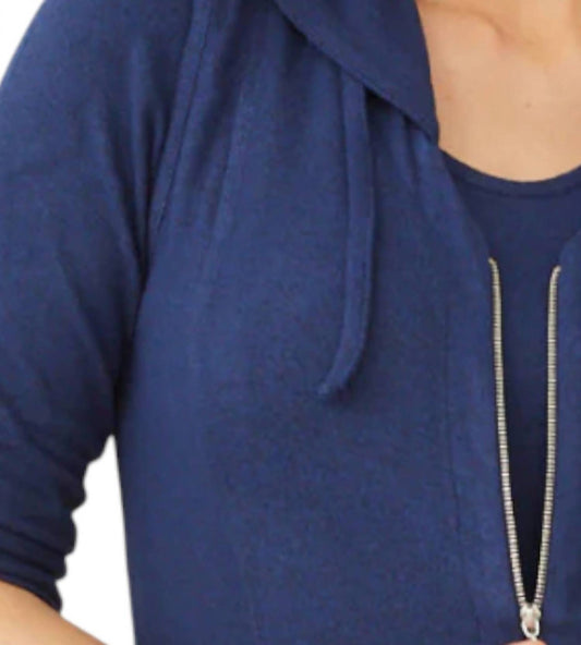 French Kyss - Soft Stretch Hooded Vest