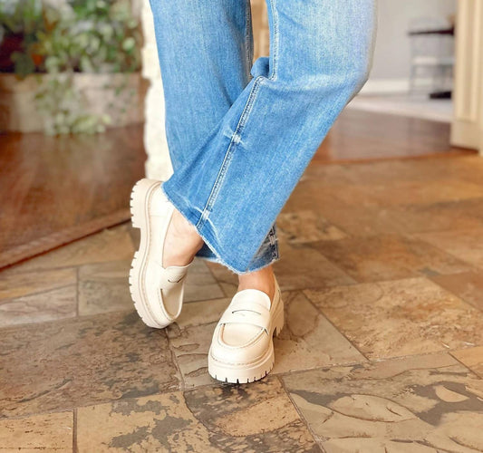 Lovervet - Jo High Rise Wide Leg Raw Hem Jeans