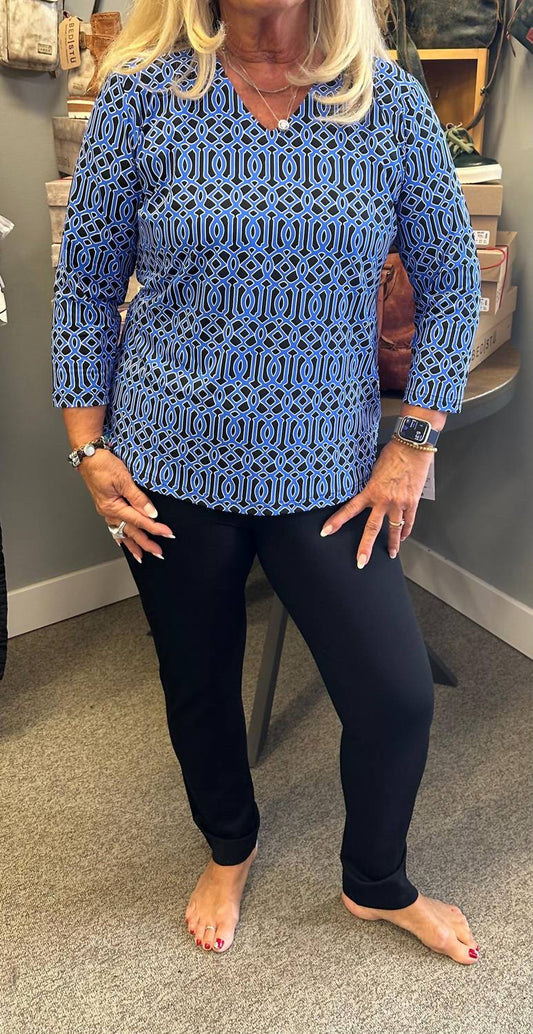 Lulu-B - 3/4 Sleeve V-neck Top