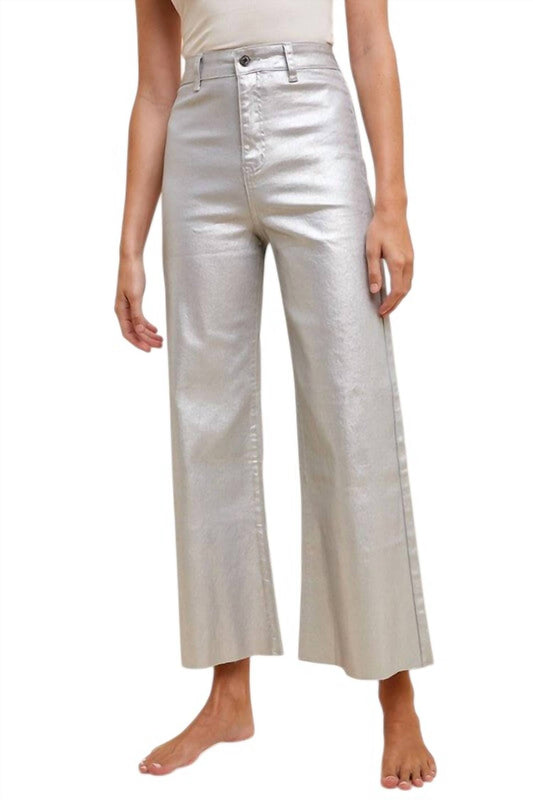 Anniewear - Stretchy Cropped Jeans