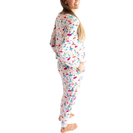 Posh Peanut - Women's Adalyn Long Sleeve Scoop Neck Top & Jogger Pajama Set