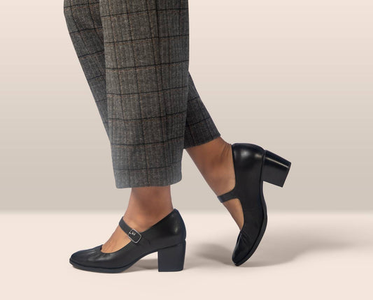 Aetrex - Women Sara Pump Heel
