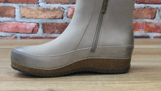 Dansko - Women's Mitzy Boot