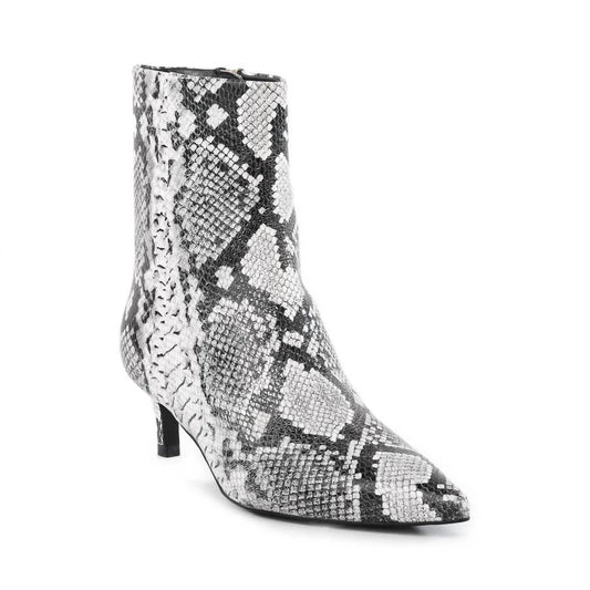 Seychelles - Dinner Date Boot