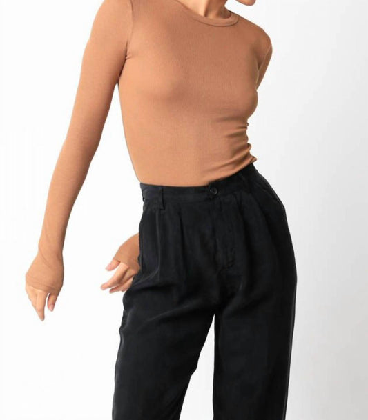 Ribbed Fitted Long Sleeve Top