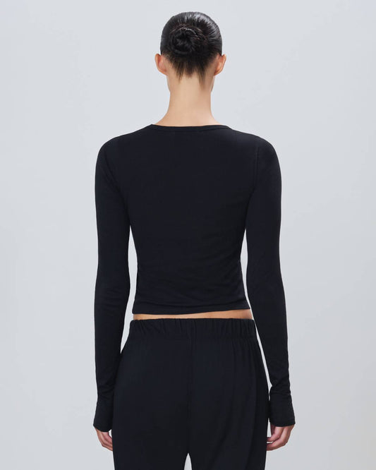 Eterne - Fitted Crewneck Long Sleeve T-shirt