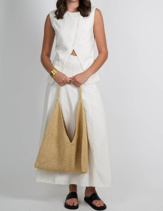 Sundays - Isolde Vest