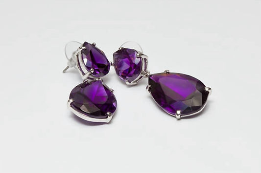 Avenue Chic - Women's Angelina Teardrop Earrings