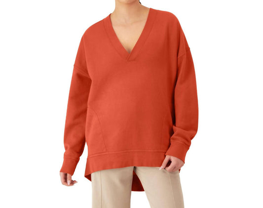 Champion - Oversized V-Neck Pullover