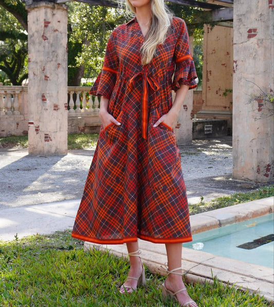 Islapayal - Cape Midi Dress