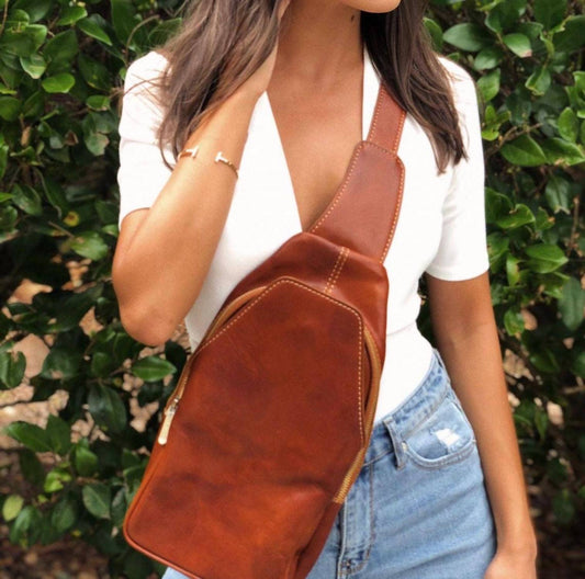 Charlie Leather - Giacomo Med Messenger Sling Satchel