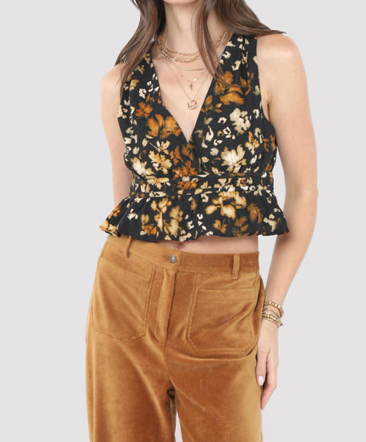 Sadie & Sage - With Ease Vneck Peplum Top