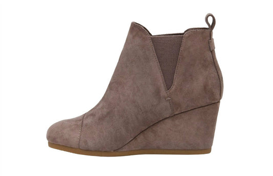 Dunes - Women's Zoey Wedge Bootie