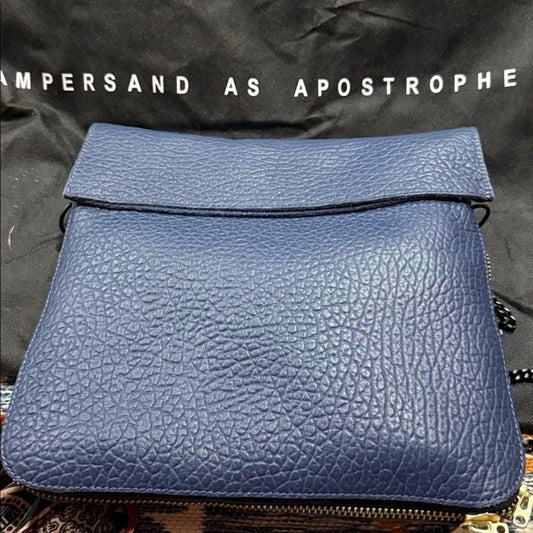 Ampersand As Apostrophe - Buffalo Large Parcel Bag