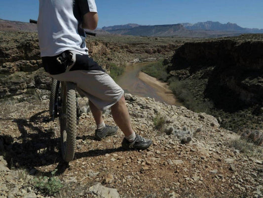 Dirtbaggies - Classic Baggy Mountain Bike Shell Short