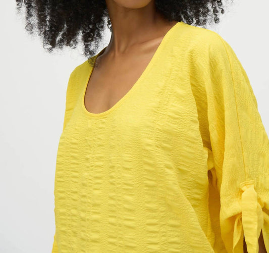 Joseph Ribkoff - Textured Scoop Neck Woven Top