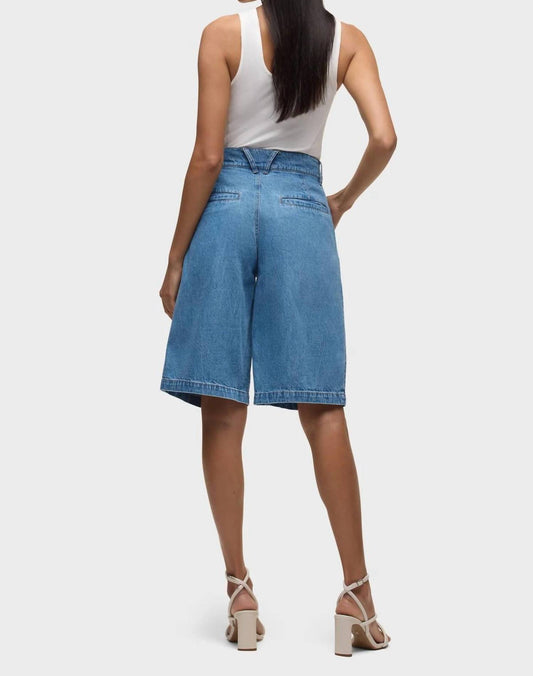 Hudson - CLEAN FRONT PLEATED BERMUDA SHORT