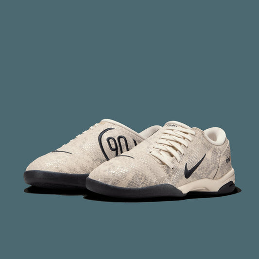 Nike - Women's Total Shoes