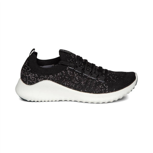 Aetrex - Women's Carly Sneaker