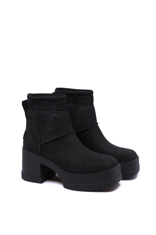 Ugg - Women's Moxy Chelsea Boots