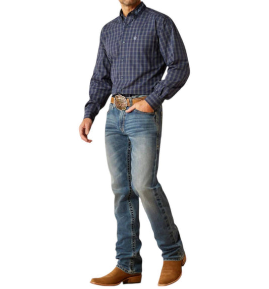 Ariat - Traditional Relaxed Buster Boot Cut Jeans