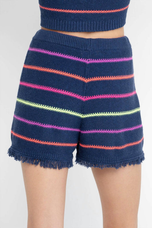 Lisa Todd - Quick Stitch Short