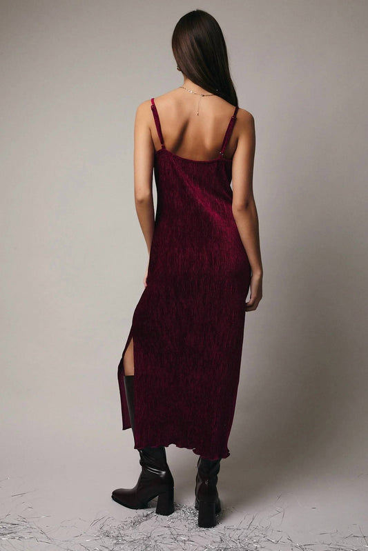 Le Lis - Velvet Midi Dress