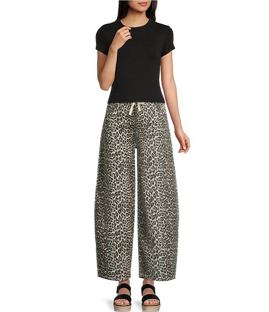 Tractr - Mid Rise Easy Fit Leopard Print Jeans