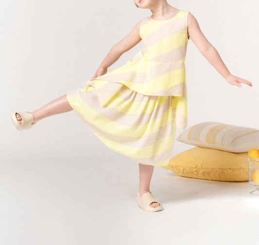 Omamimini - Girls' Sleeveless Peplum Top with Side Tails