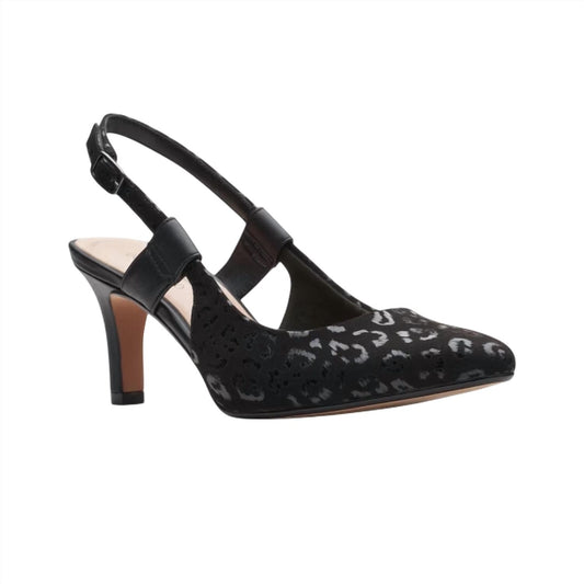 Clarks - WOMEN'S ILLEANA SKY SHOE