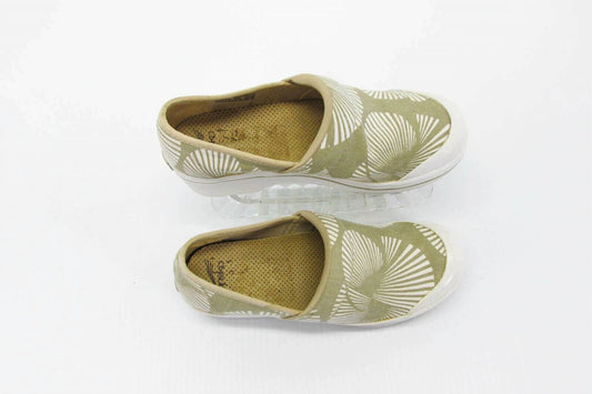 Dansko - Women's Volley Vegan Clog