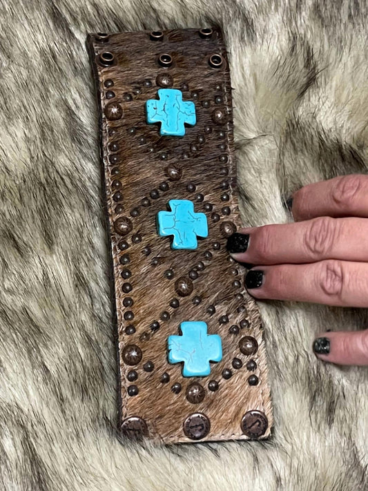 Double J Saddlery - Cowhide with Turquoise Bracelet