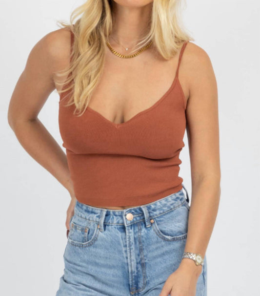 V-NECK DETAIL THICK KNIT TANK