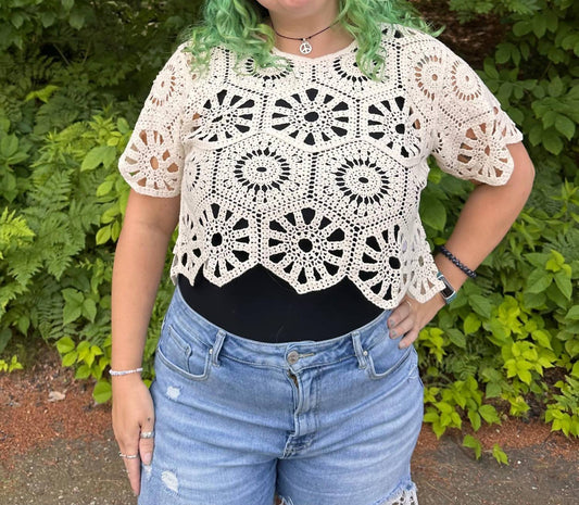 Adora - Women's Kaitlyn Crochet Short Sleeve Top