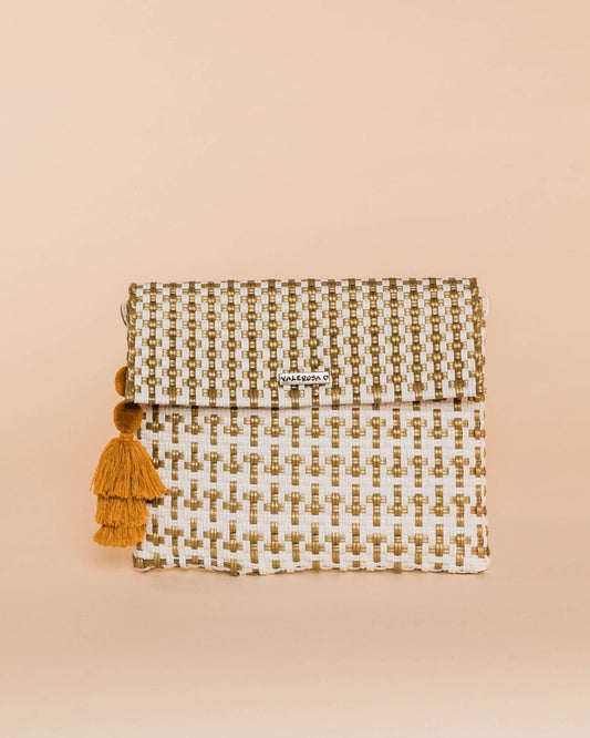 Valerosa - Women's Woven Clutch