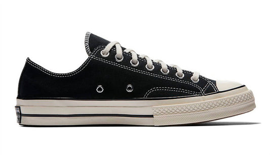 Converse - Unisex Chuck Taylor All Star 70 Ox Sneaker Shoe
