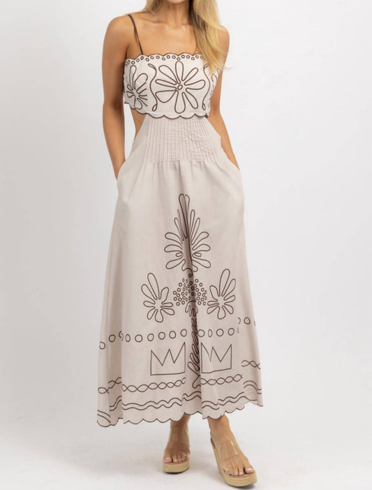 Ooh Fashion - PICKING PETALS MAXI DRESS