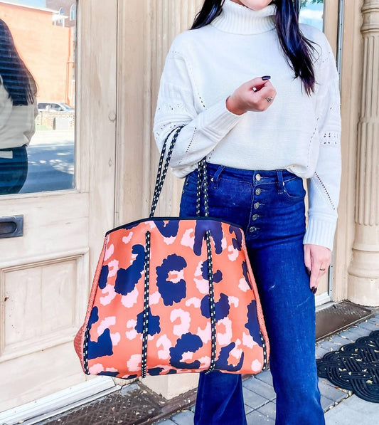 Caroline Hill - Women's Nellie Neoprene Tote